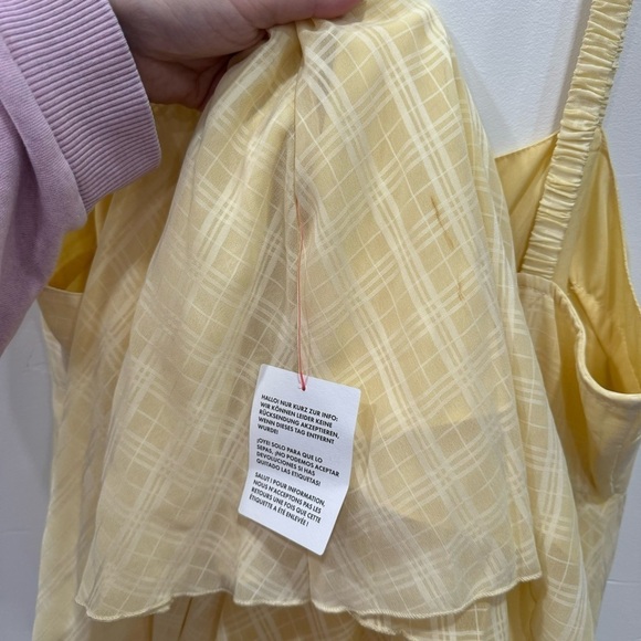 ASOS Design Maternity Yellow Maxi Dress Flowy Size 12 - Picture 7 of 7